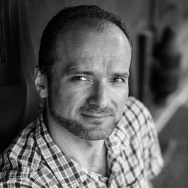 Grávuj Miklós Henrich